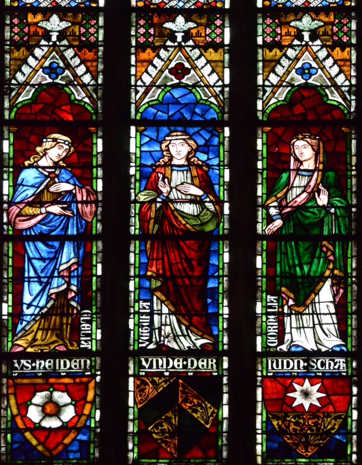 Les vitraux de Saint Pierre le Jeune