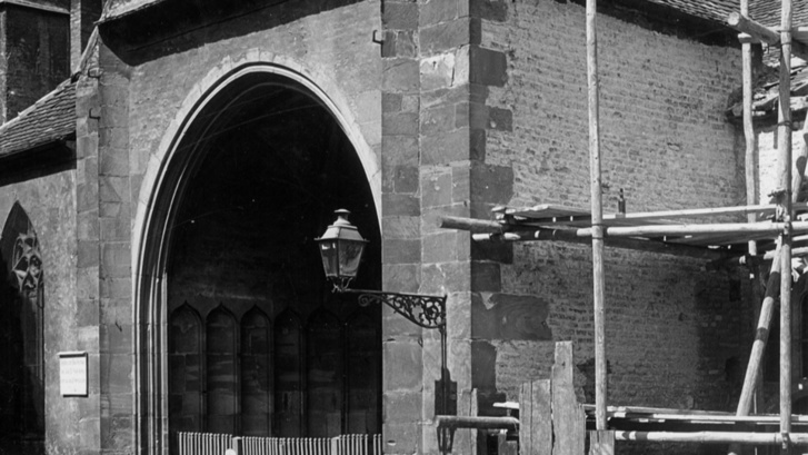 Portail d'Erwin avant la restauration de Carl Schäfer Portail d'Erwin avant la restauration de Carl Schäfer