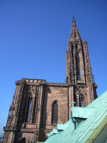 dîner-débats autour du millénaire des fondations de la cathédrale dîner-débats autour du millénaire des fondations de la cathédrale