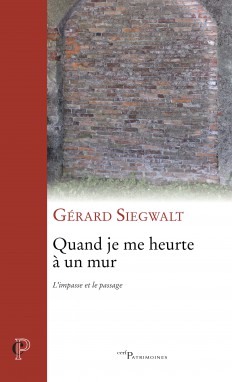 Lecture au cloître :  Quand je me heure à un mur