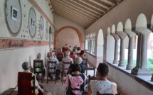 Lecture au cloître - juillet &amp; août 2024